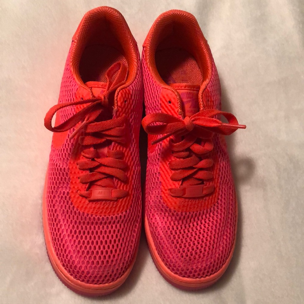 Nike Air Force 1 Red
